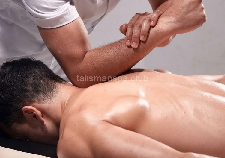 как массажист использует спортивные премы в массаже